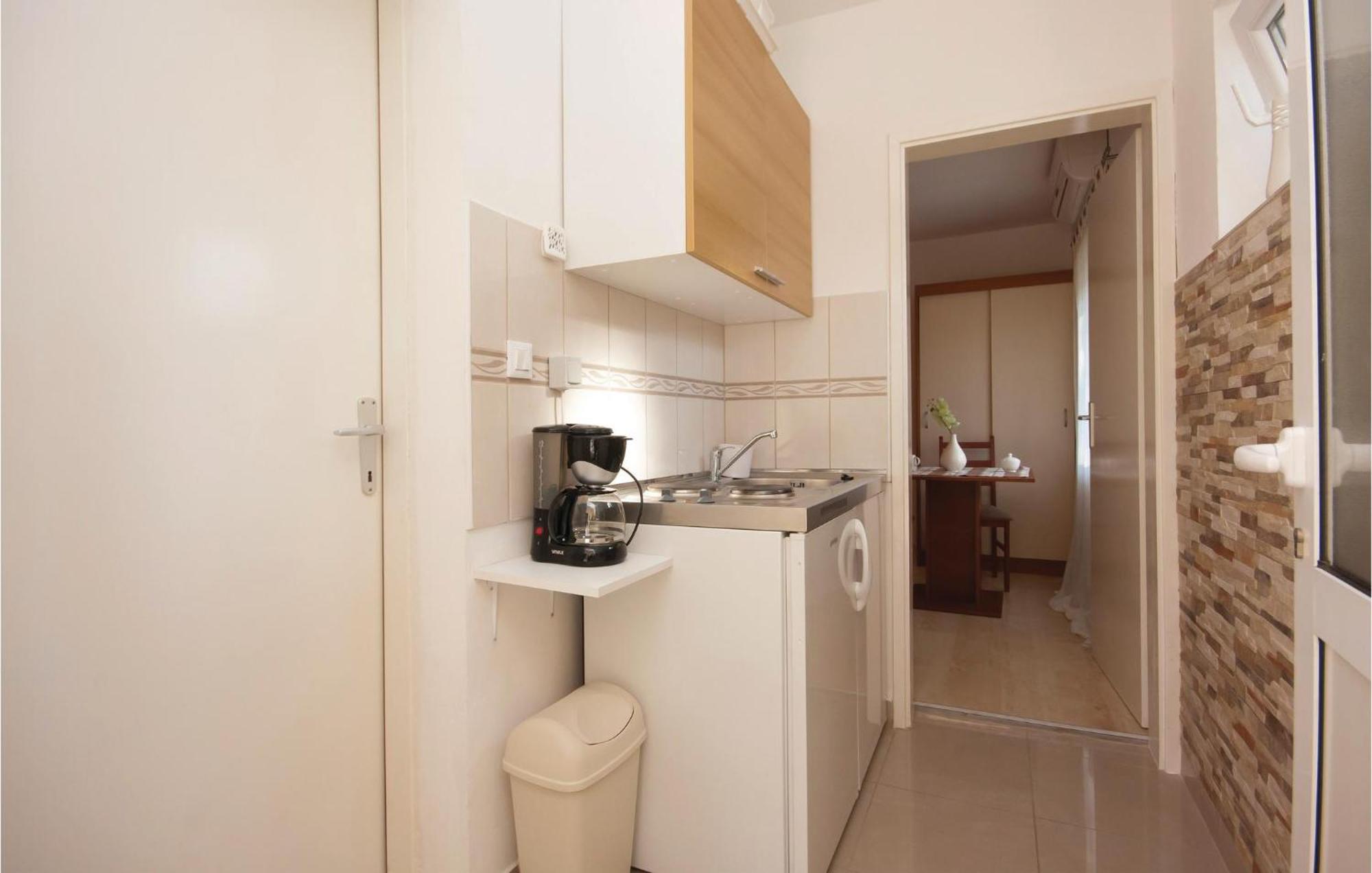 Nice Apartment In Raslina With House Sea View Exterior photo